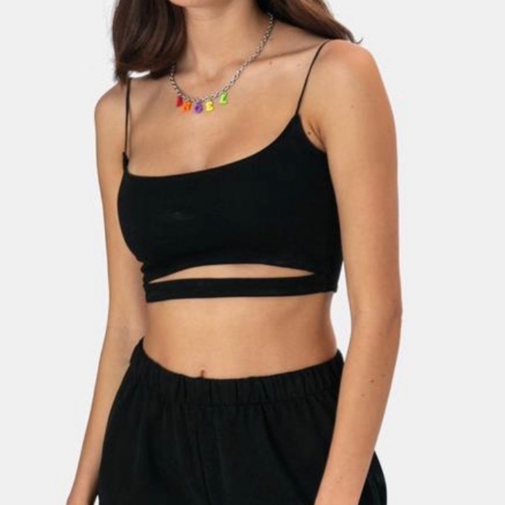 Adika Crop top